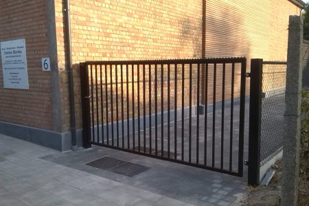 Hekken in metaal of aluminium brugge west-vlaanderen