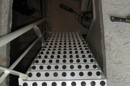 metalen of aluminium trap brugge west-vlaanderen